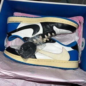 Travis Scott Jordan 1 Fragment Lows